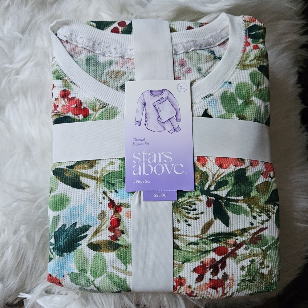 Stars Above Green and Red Floral Pajama Set